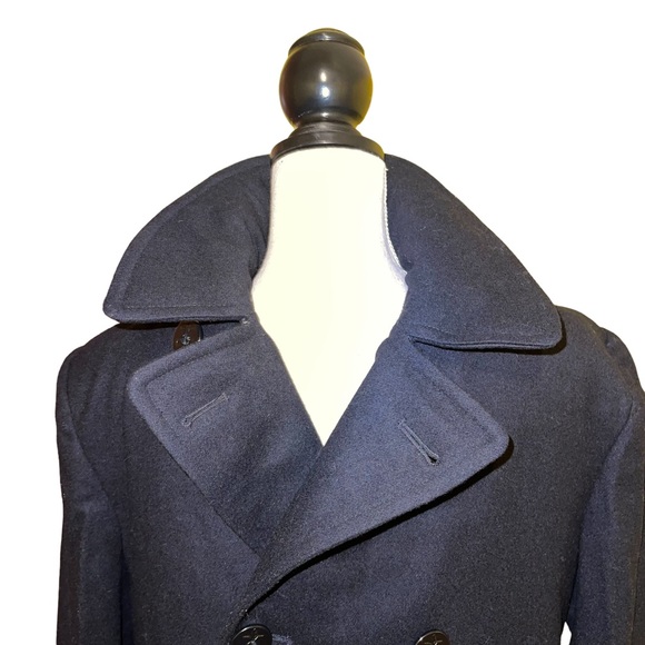 DSCP Quarterdeck Navy Pea Coat 100% Wool Men’s 40R Lined Anchor Button Accent - Picture 2 of 6